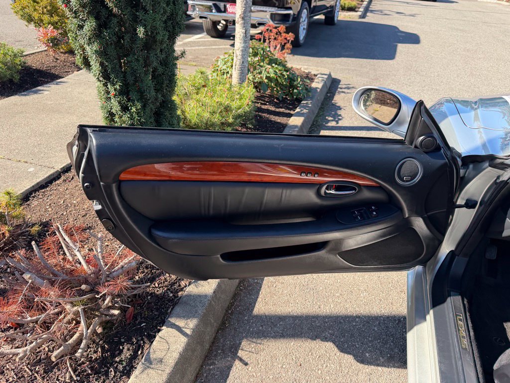 Used 2003 Lexus SC 430 Convertible RWD image 11