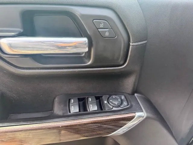 Used 2020 Chevrolet Silverado 1500 RST AWD/4WD image 12
