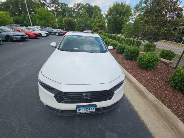 Used 2024 Honda Accord EX image 6