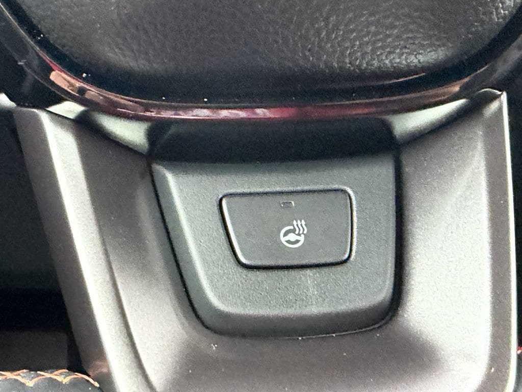 Used 2025 Honda Pilot TrailSport image 26
