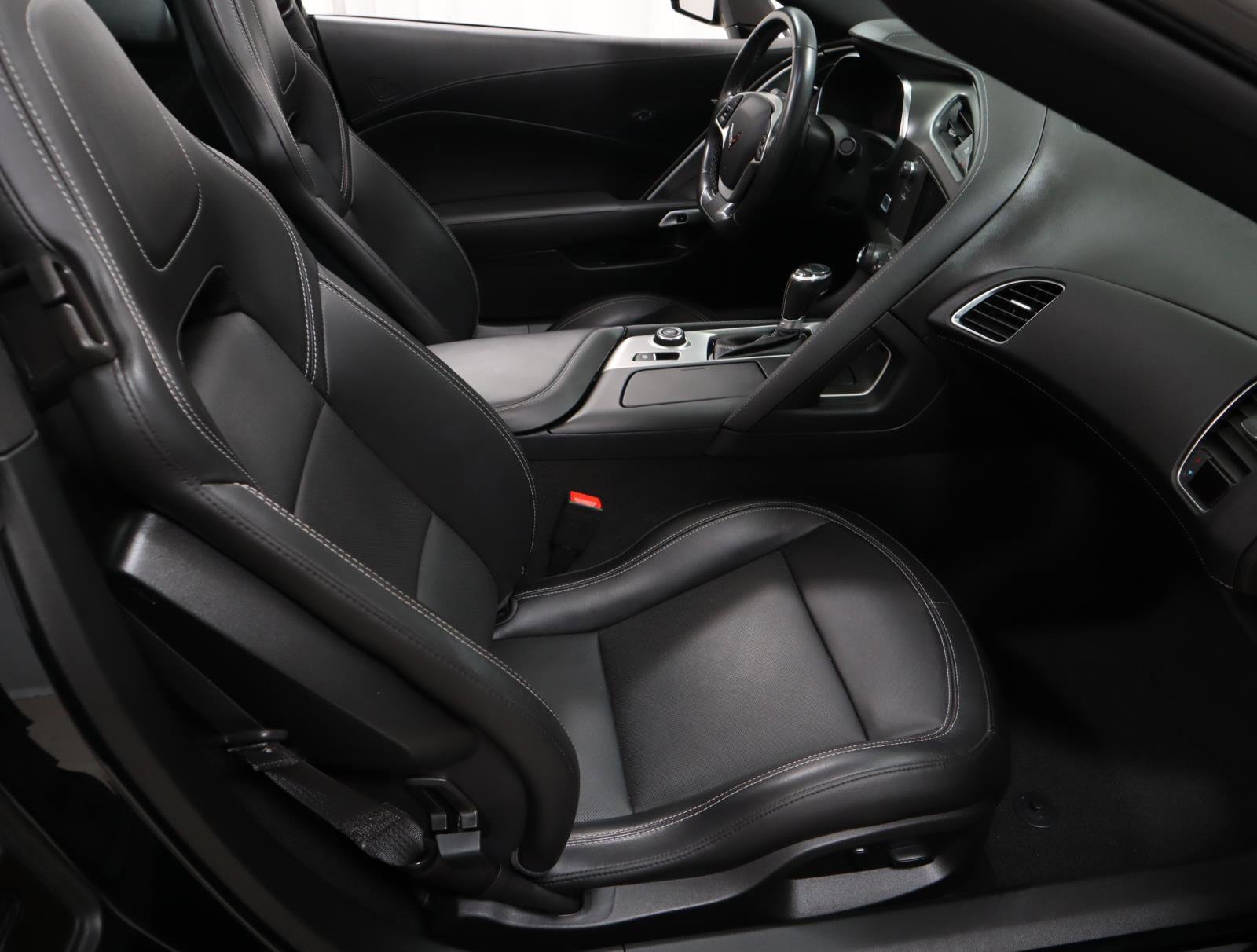 Used 2019 Chevrolet Corvette Grand Sport w/ Carbon Flash Badge Package image 15