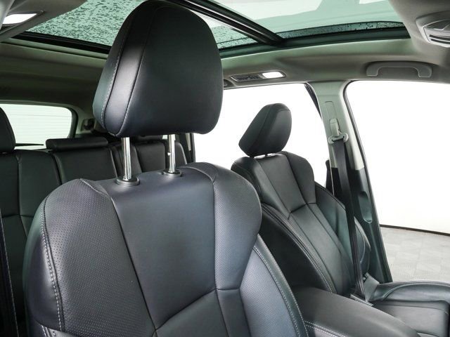 Used 2025 Subaru Ascent Limited AWD/4WD image 23