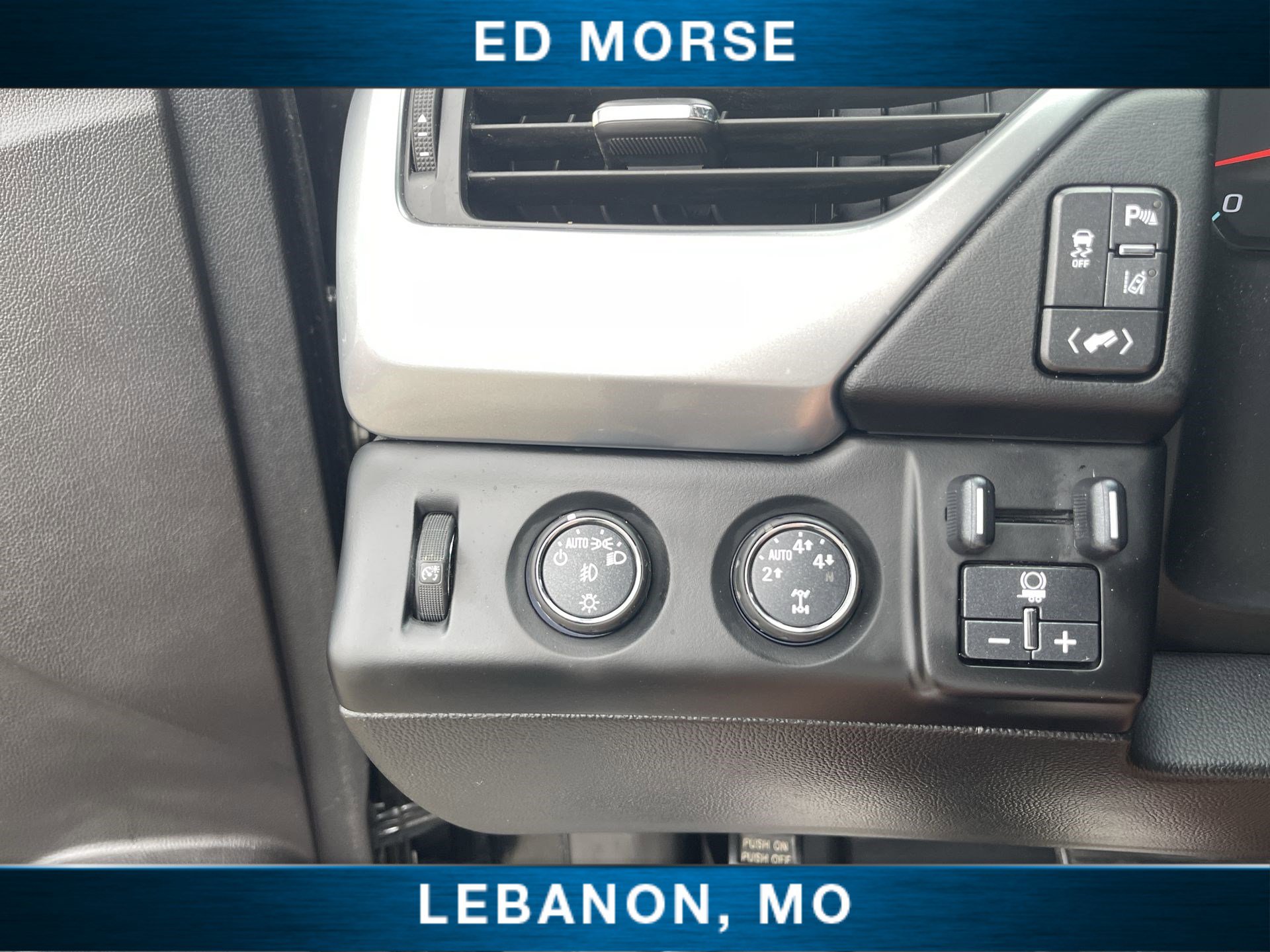 Used 2015 Chevrolet Suburban LTZ w/ Max Trailering Package image 17