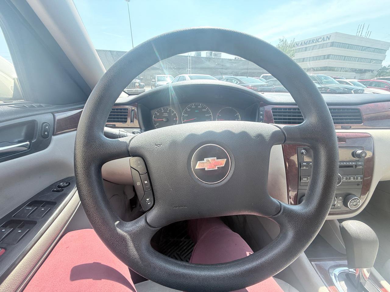 Used 2008 Chevrolet Impala LT FWD image 14