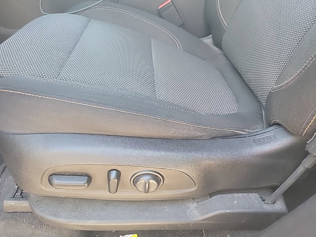 Used 2019 Chevrolet Traverse LT AWD/4WD image 33