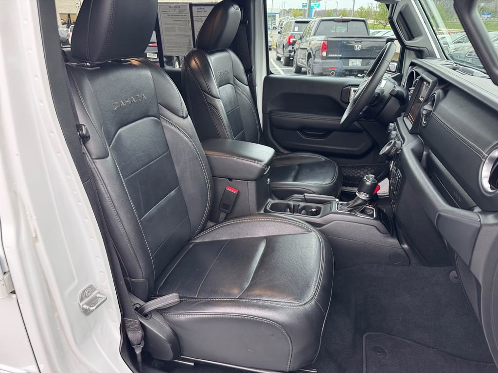 Used 2023 Jeep Wrangler Unlimited Sahara image 18