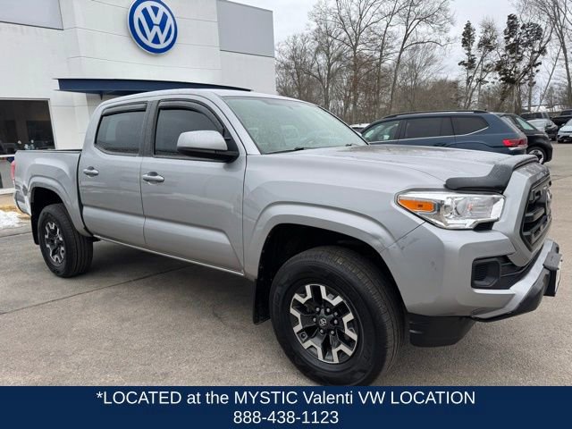 Used 2016 Toyota Tacoma SR w/ Towing Package image 3