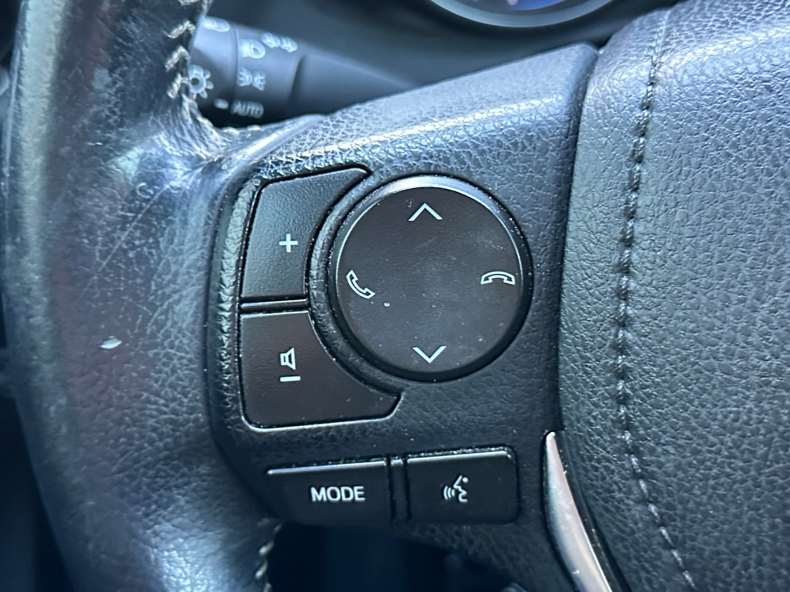 Used 2018 Toyota Corolla iM FWD image 29