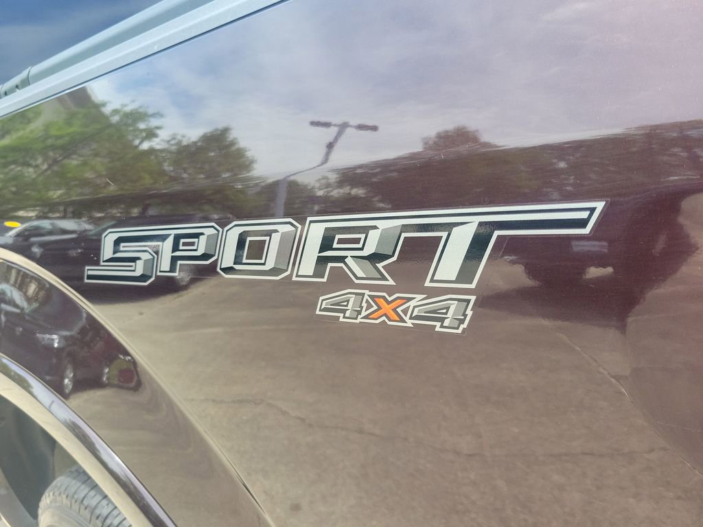 Used 2018 Ford F150 XLT w/ Equipment Group 302A Luxury AWD/4WD image 11