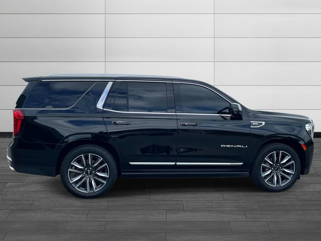 Used 2022 GMC Yukon Denali w/ Denali Ultimate Package AWD/4WD image 6