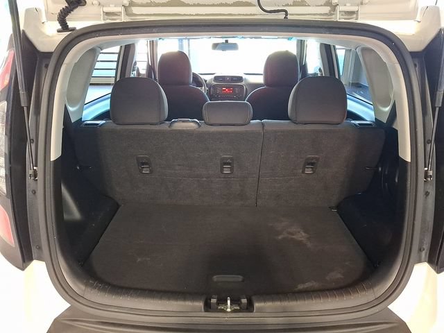 Used 2015 Kia Soul FWD image 27