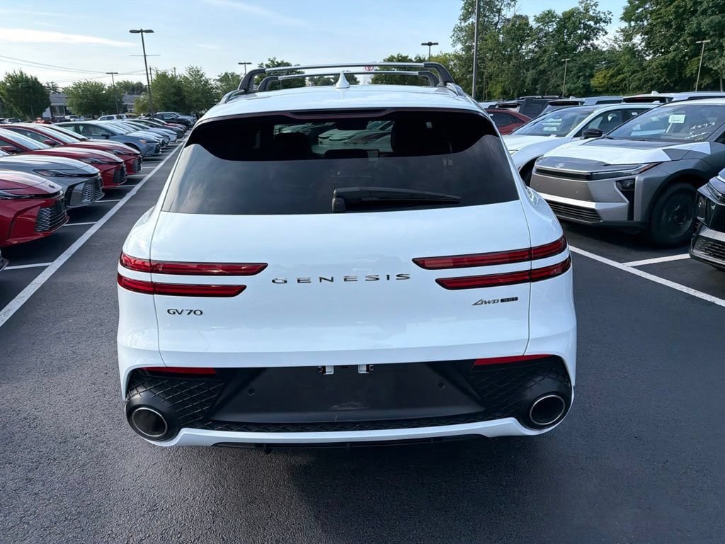 Used 2025 Genesis GV70 3.5T Sport AWD/4WD image 6
