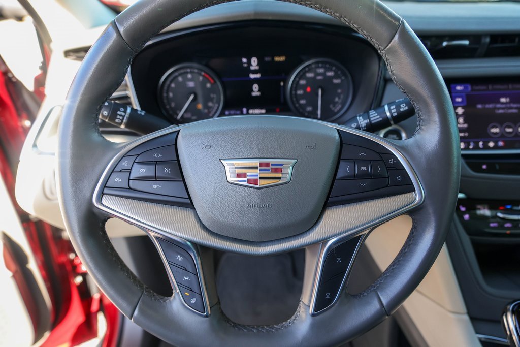 Certified 2021 Cadillac XT5 Premium Luxury image 12