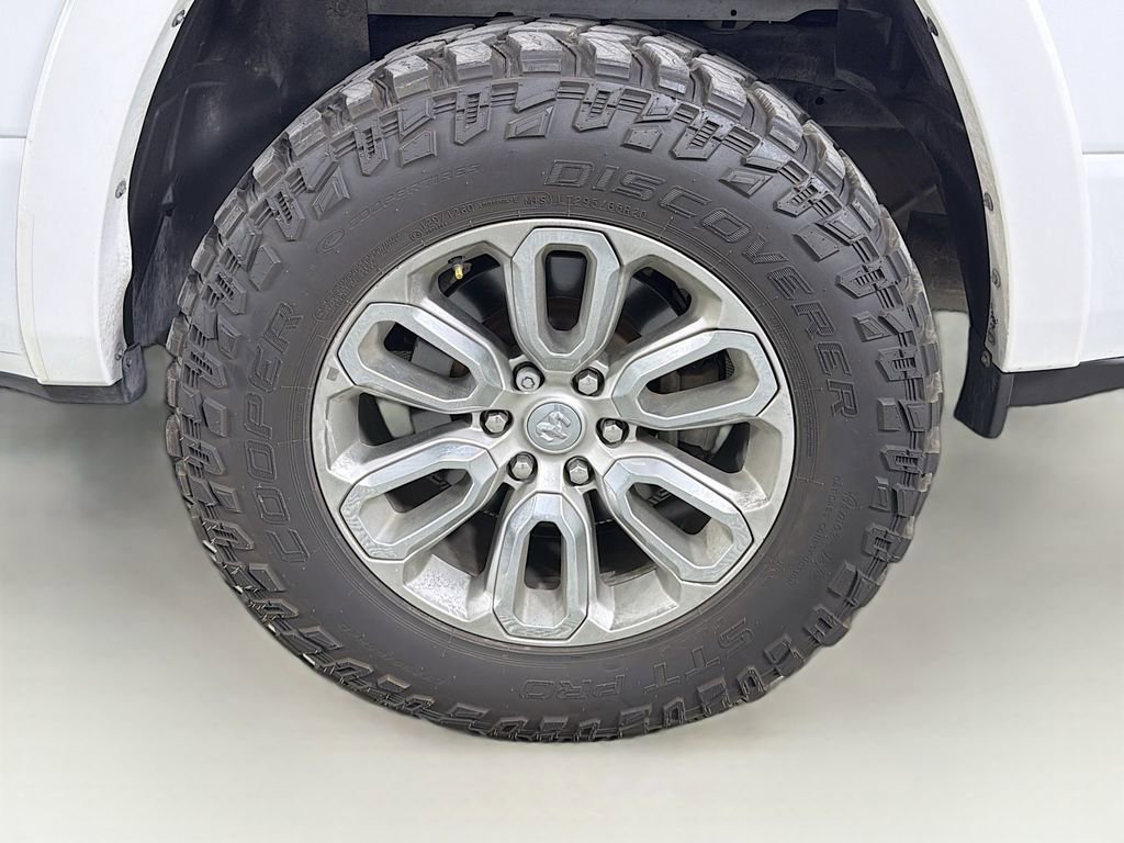 Used 2022 RAM 1500 Laramie w/ Sport Appearance Package image 32