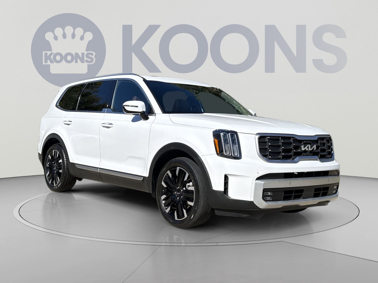 Used 2024 Kia Telluride SX w/ Towing Package FWD image 10