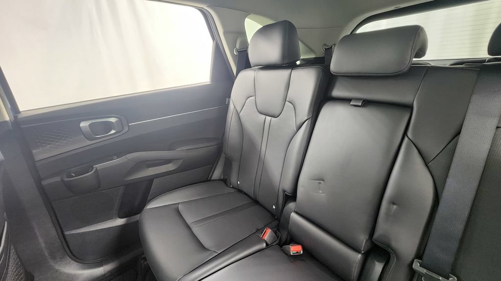 New 2026 Kia Sorento S w/ S Panoramic Sunroof Package FWD image 14