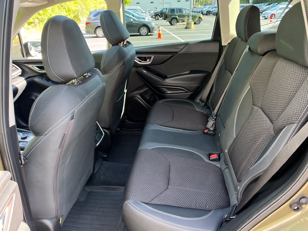 Used 2022 Subaru Forester Premium AWD/4WD image 21