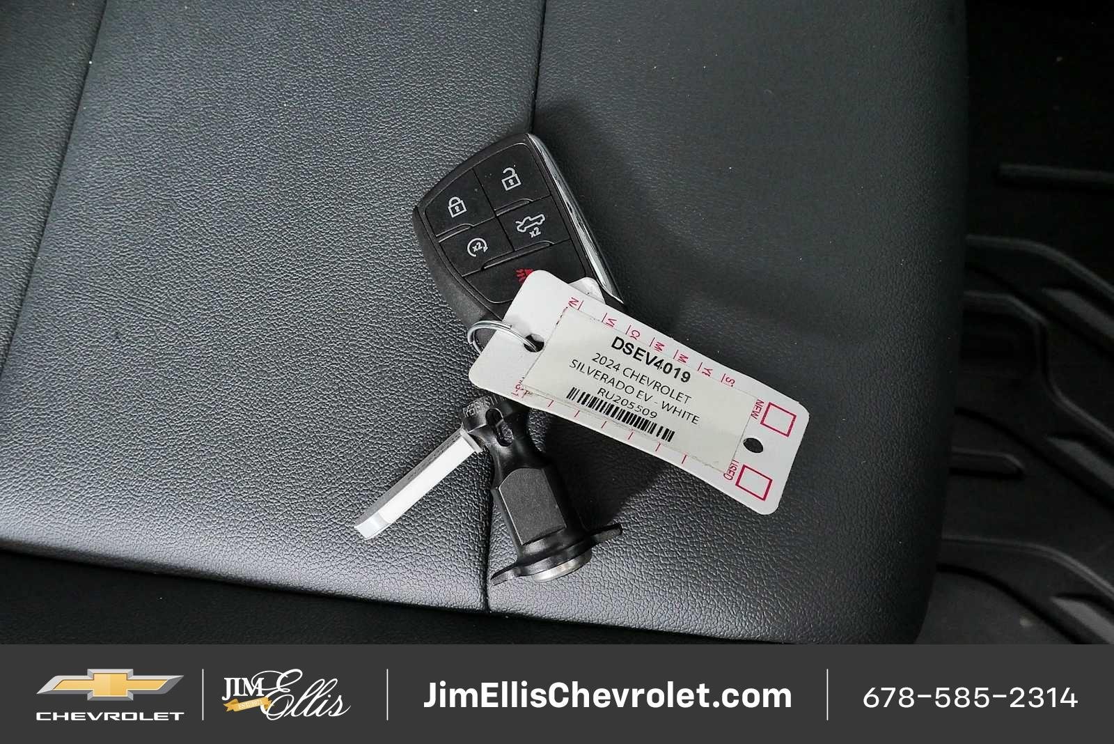 New 2024 Chevrolet Silverado EV W/T AWD/4WD image 24