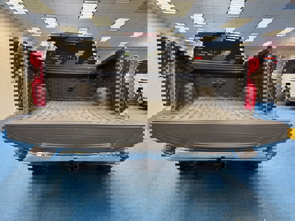New 2026 Chevrolet Silverado 1500 LT w/ All Star Edition Plus image 8