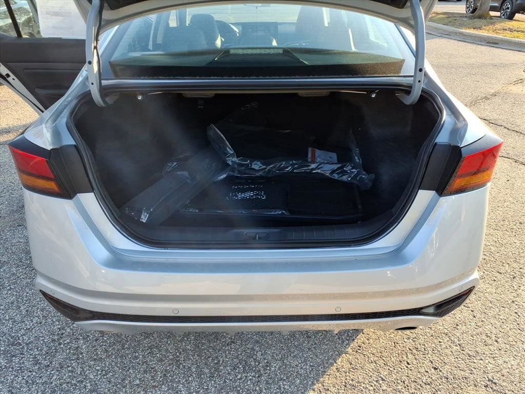 New 2025 Nissan Altima 2.5 SL image 40