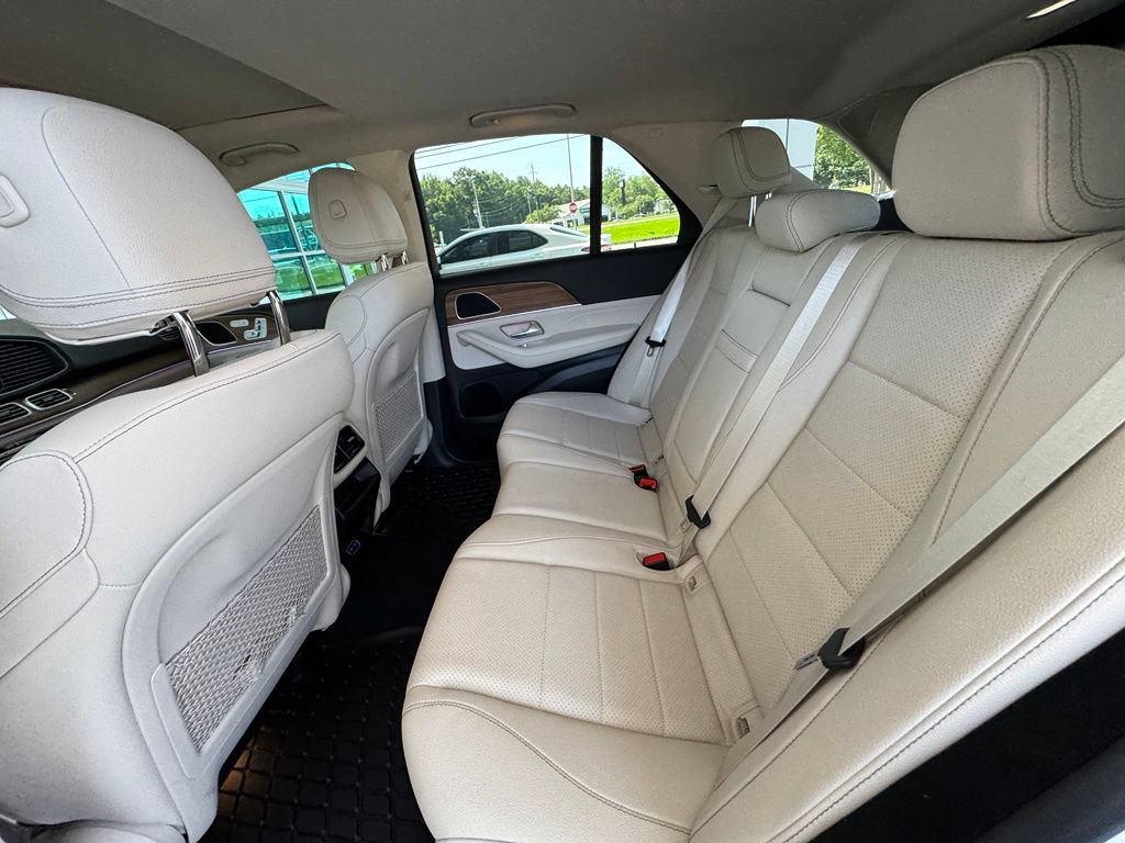 Used 2025 Mercedes-Benz GLE 350 4MATIC image 17
