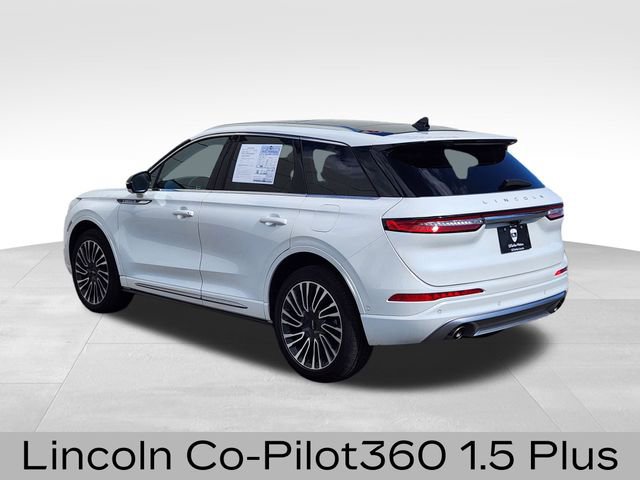 Used 2022 Lincoln Corsair Reserve w/ Equipment Group 201A image 8