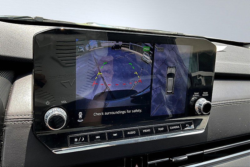 Used 2023 Mitsubishi Outlander SE image 17