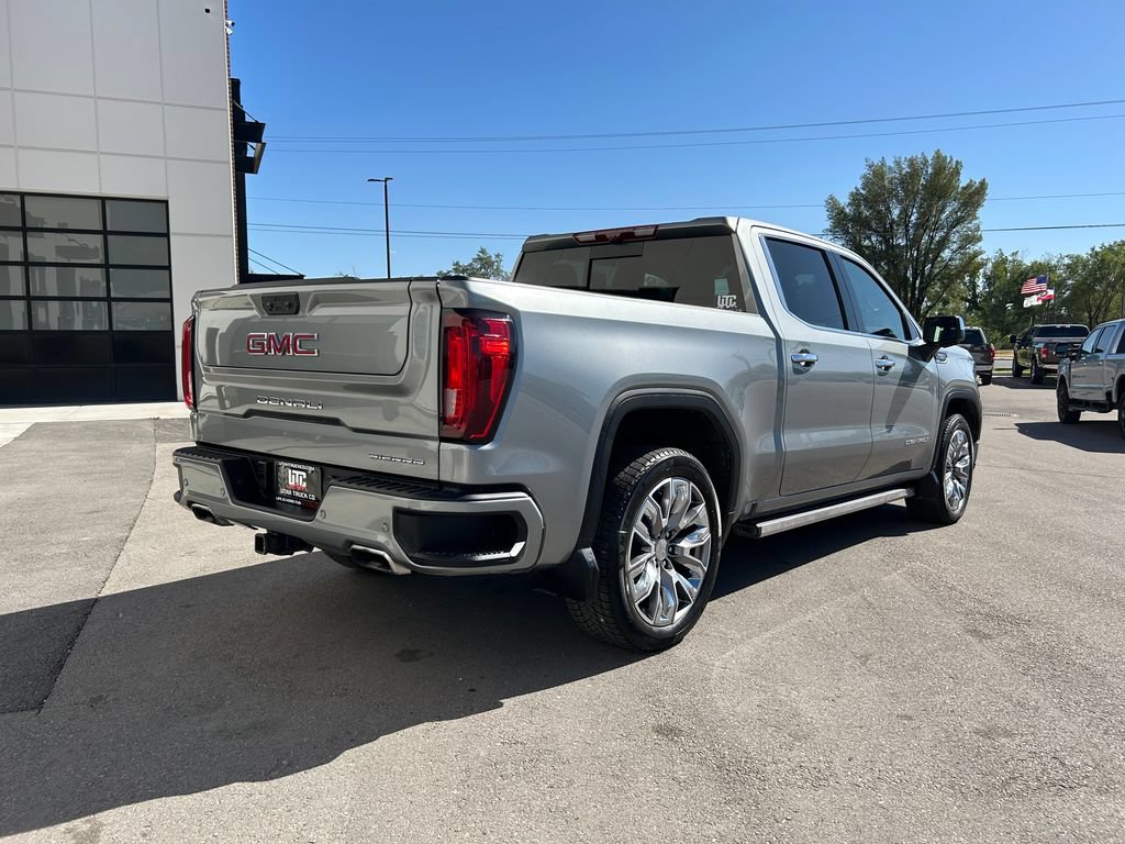 Used 2024 GMC Sierra 1500 Denali w/ Denali Reserve Package AWD/4WD image 4