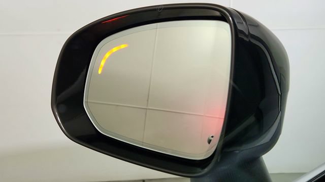 Certified 2023 Volvo XC90 B5 Plus AWD/4WD image 15