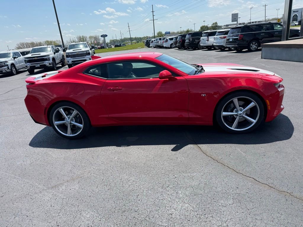Used 2017 Chevrolet Camaro SS RWD image 7