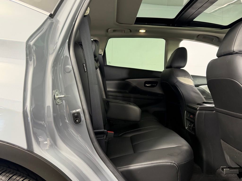Used 2024 Nissan Murano SL image 30