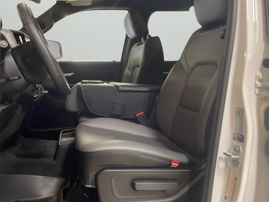 New 2026 RAM 1500 Tradesman AWD/4WD image 11