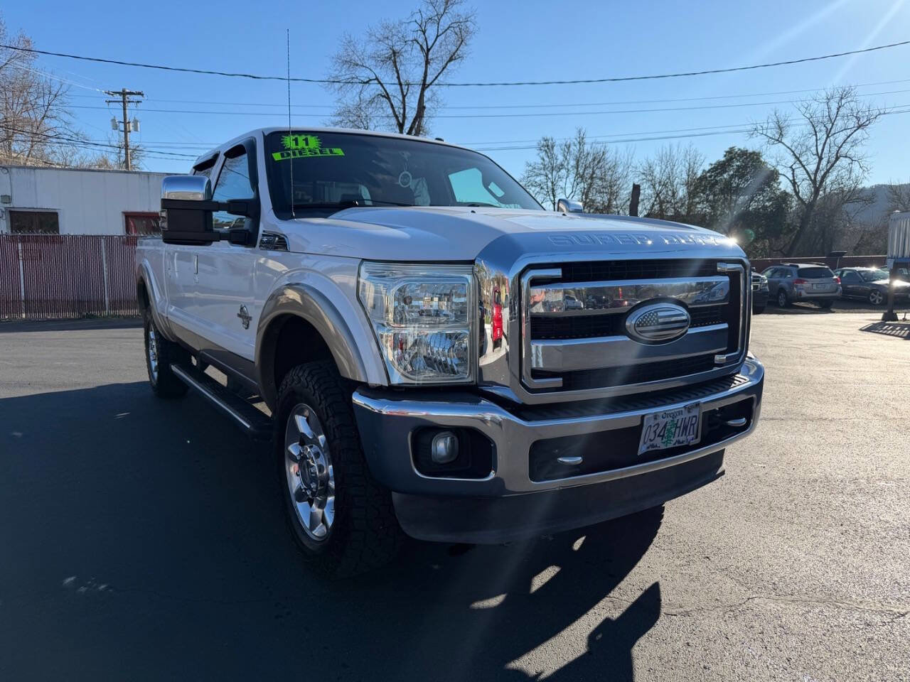 Used 2011 Ford F350 Lariat w/ Chrome Pkg image 2