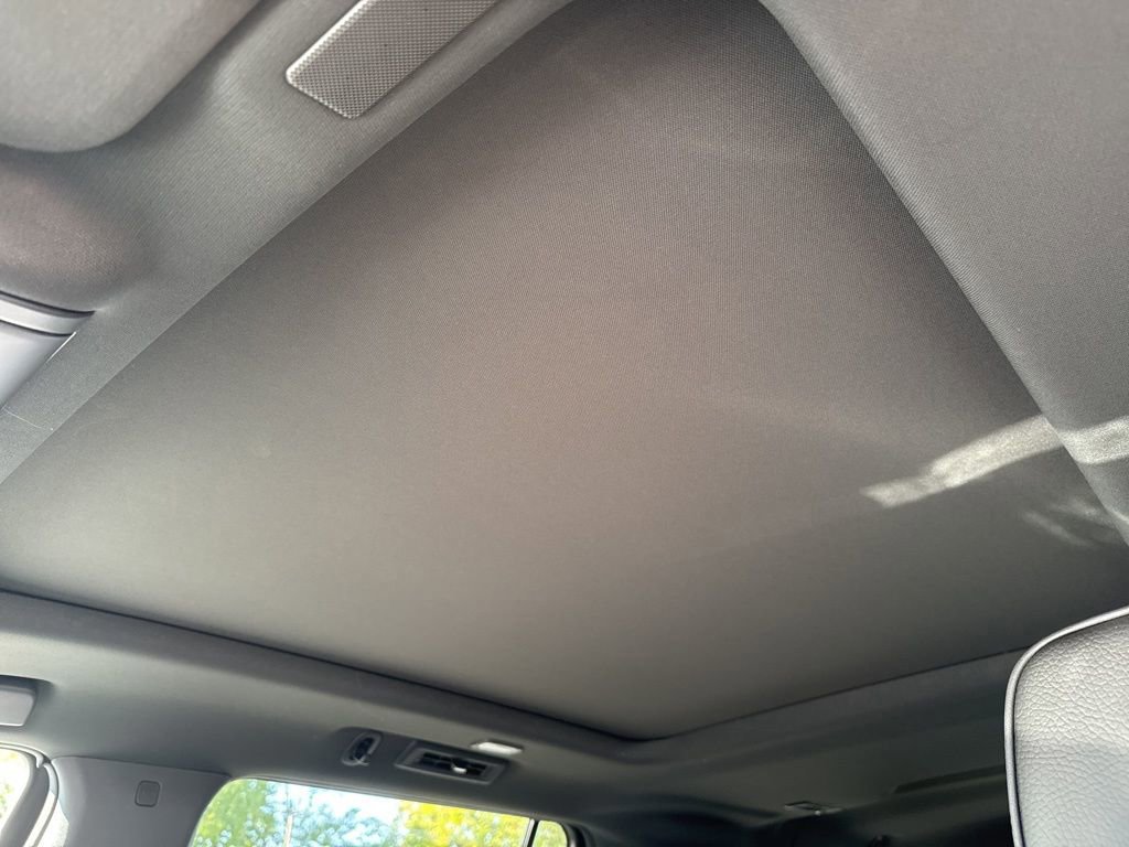 New 2025 GMC Yukon XL Denali w/ Sun & Power Step Package image 43