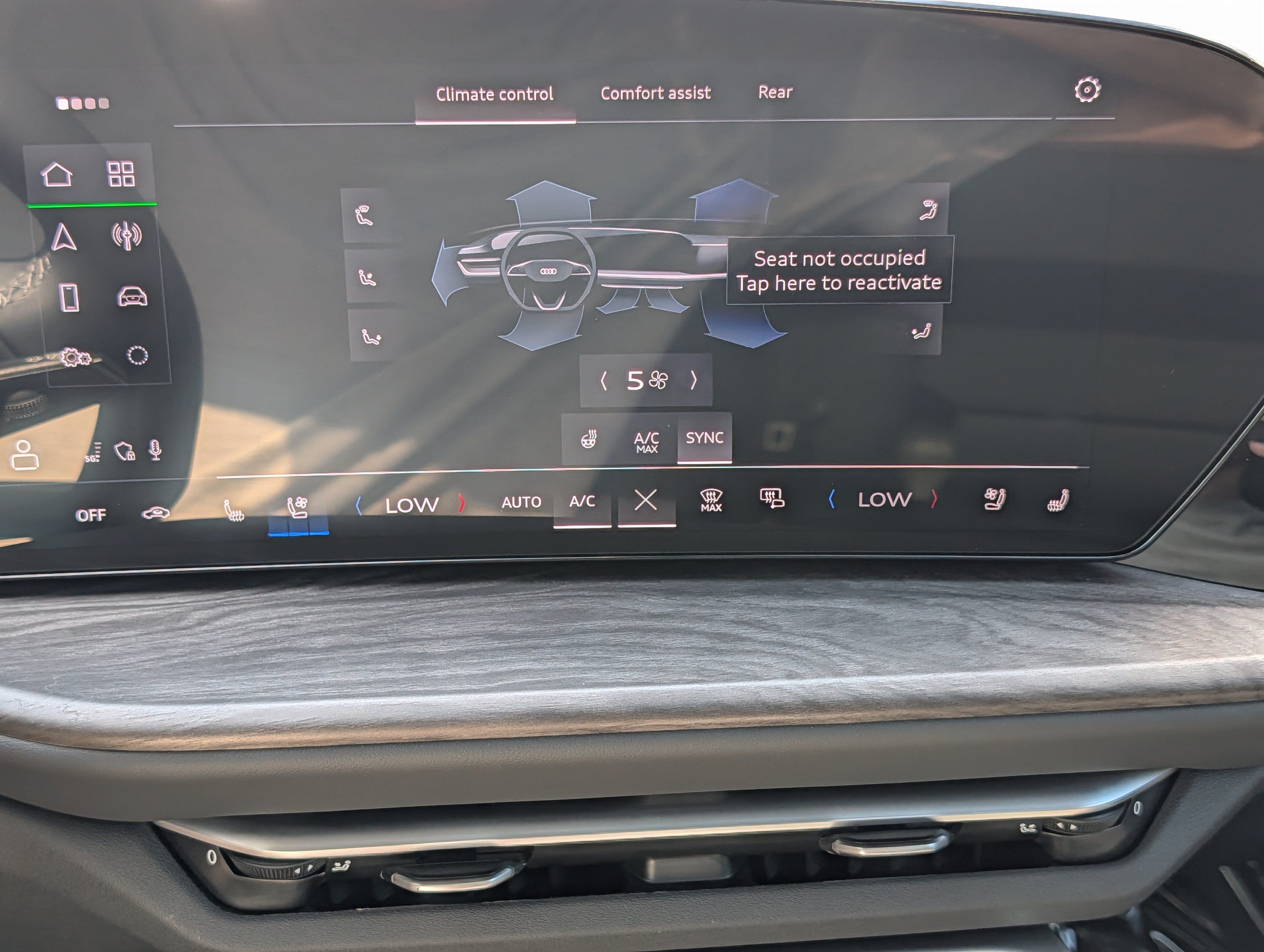 Certified 2025 Audi Q5 Premium Plus w/ Premium Plus AWD/4WD image 25