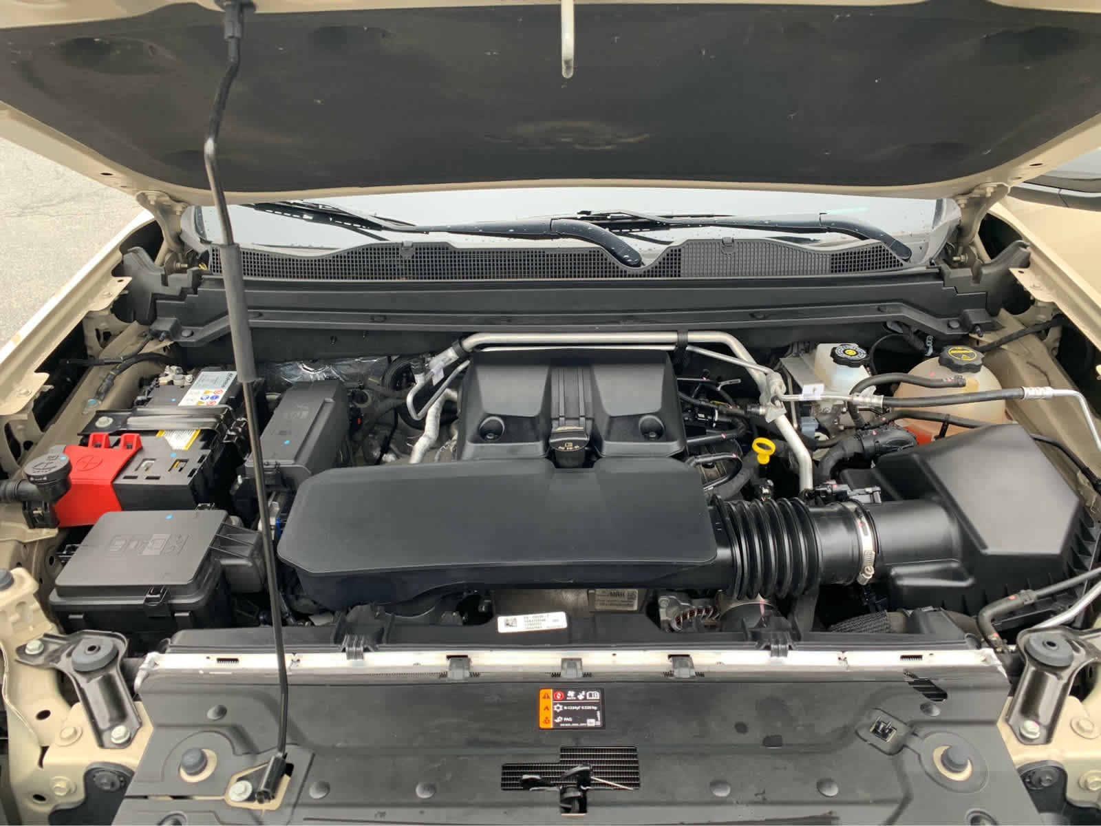 Used 2024 GMC Canyon Elevation w/ Convenience Package image 8