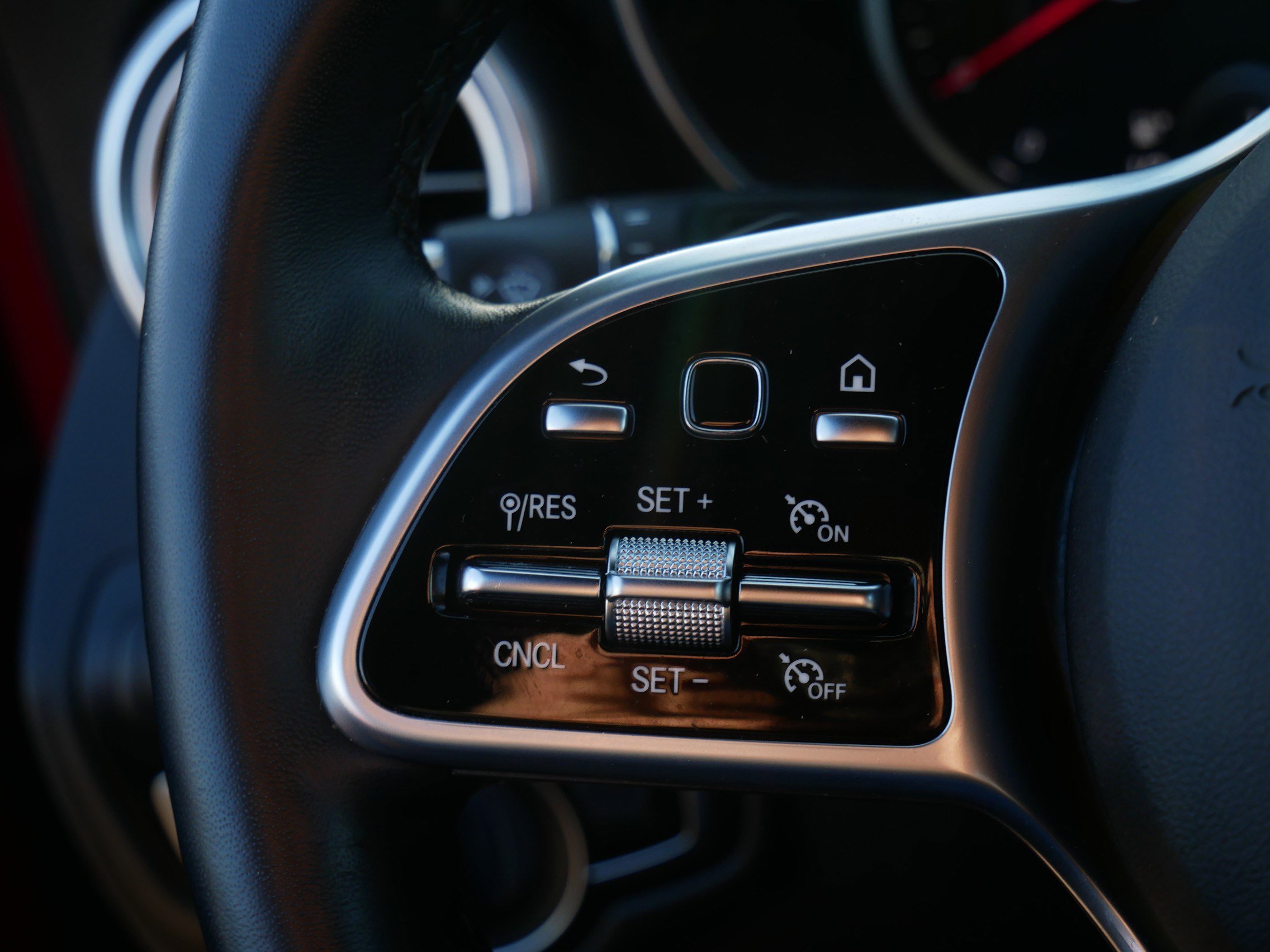 Used 2022 Mercedes-Benz GLC 300 4MATIC image 28