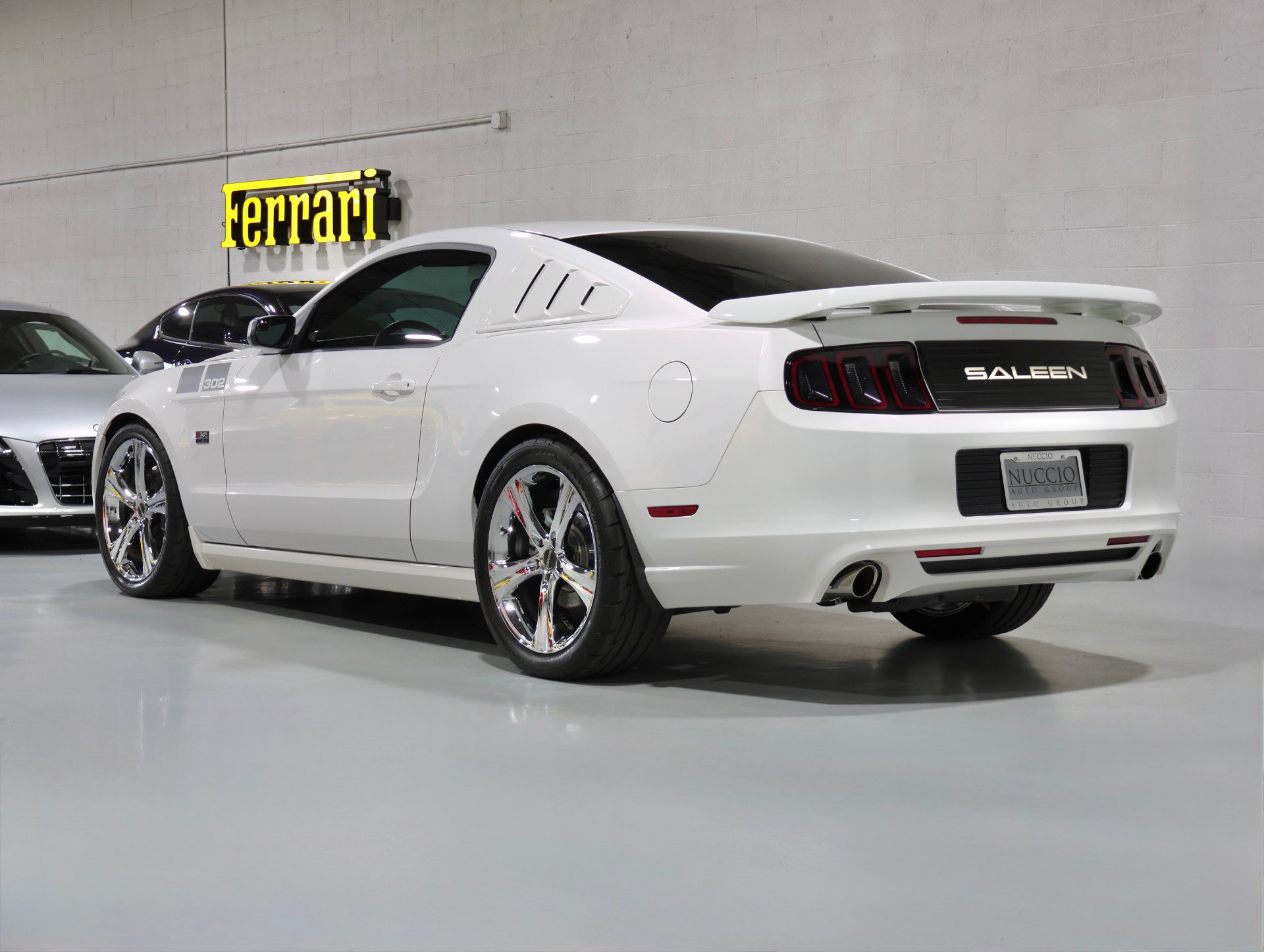 Used 2013 Ford Mustang GT RWD image 12