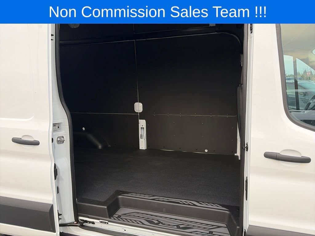 New 2026 Ford Transit 250 148 High Roof w/ Load Area Protection Package RWD image 33