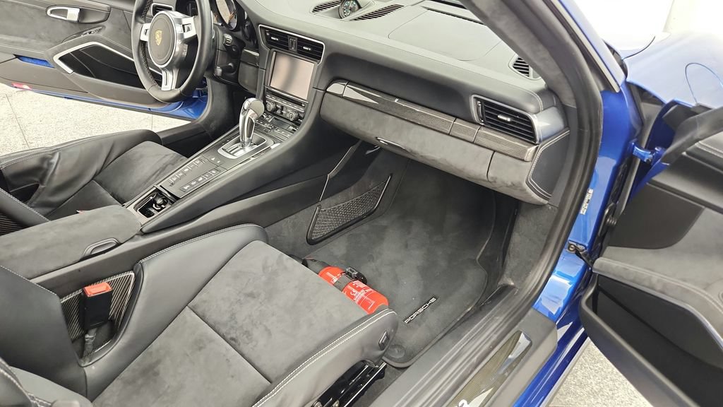 Used 2015 Porsche 911 GT3 RWD image 23