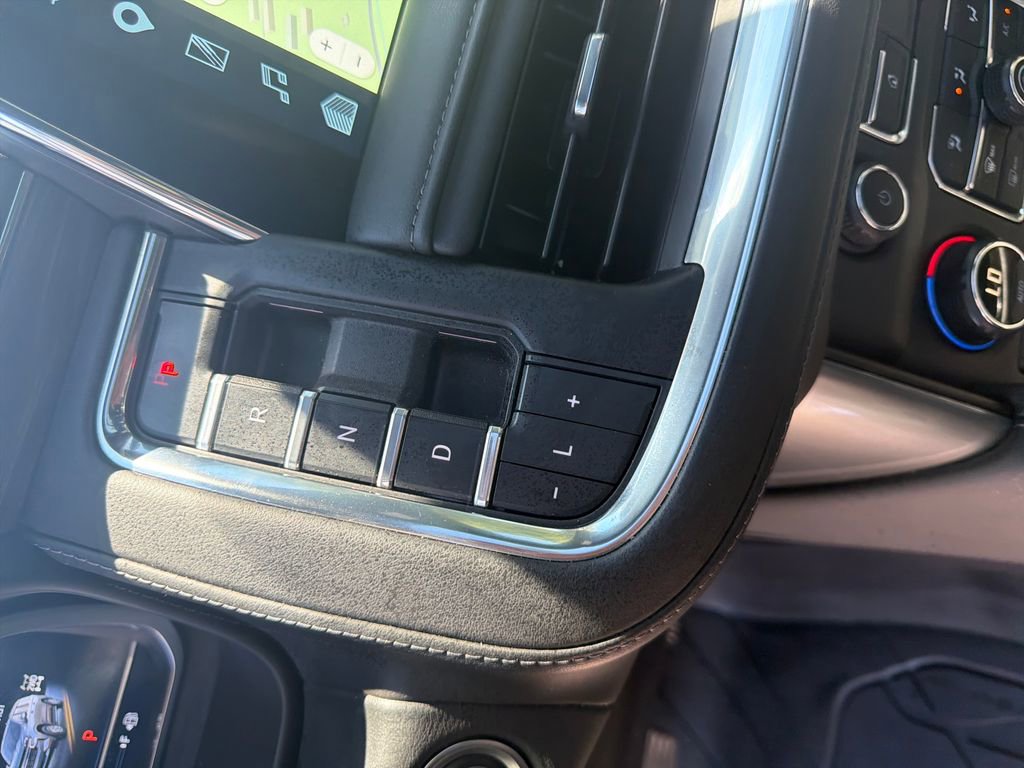 Used 2024 Chevrolet Tahoe Z71 w/ Luxury Package AWD/4WD image 26