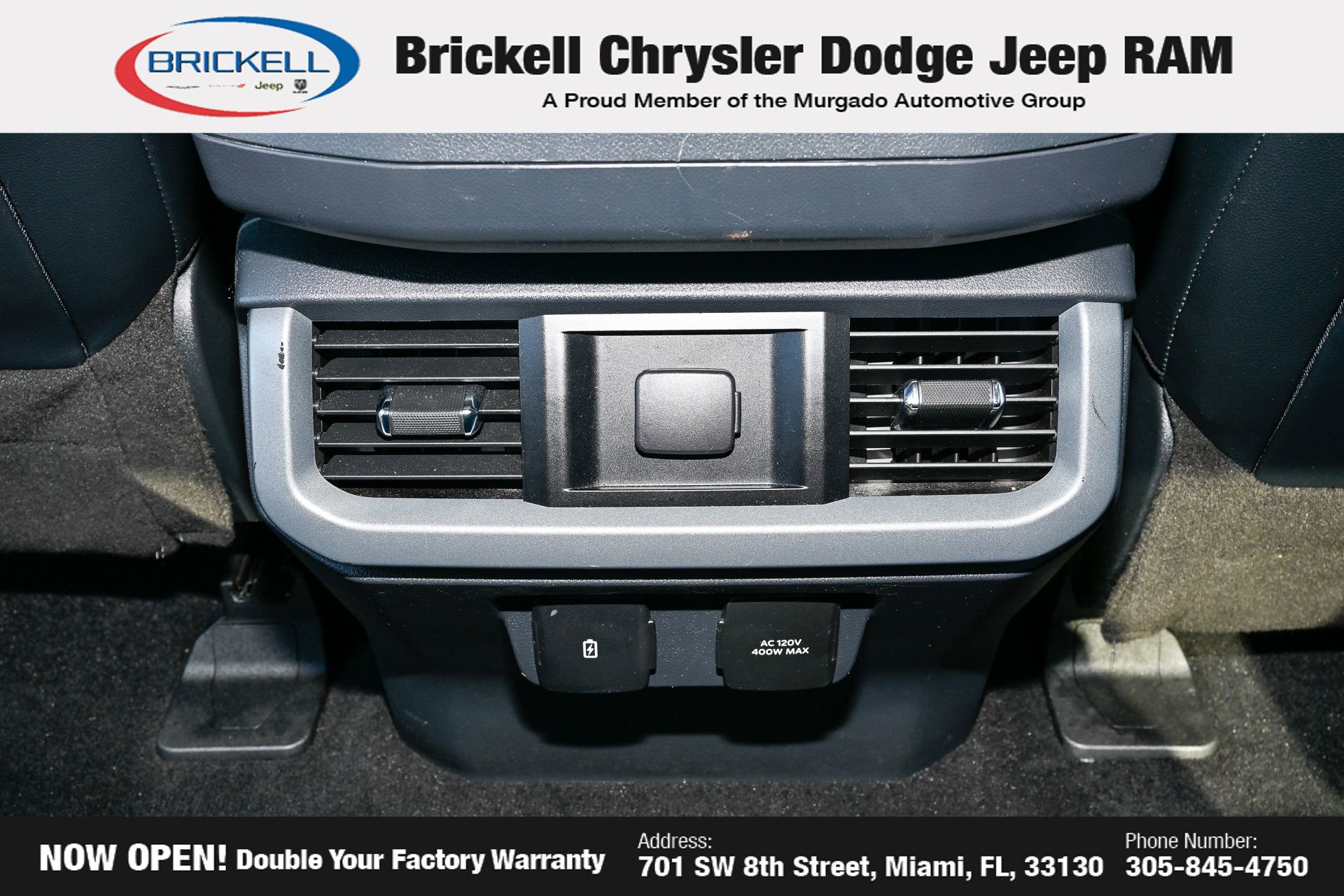 Used 2022 Ford F150 Lariat w/ Trailer Tow Package image 19