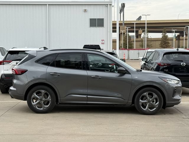 Used 2024 Ford Escape ST-Line FWD image 3