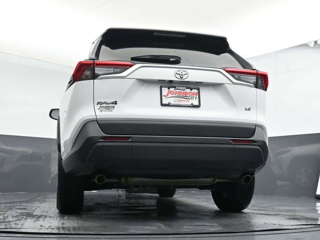 Used 2023 Toyota RAV4 LE image 22