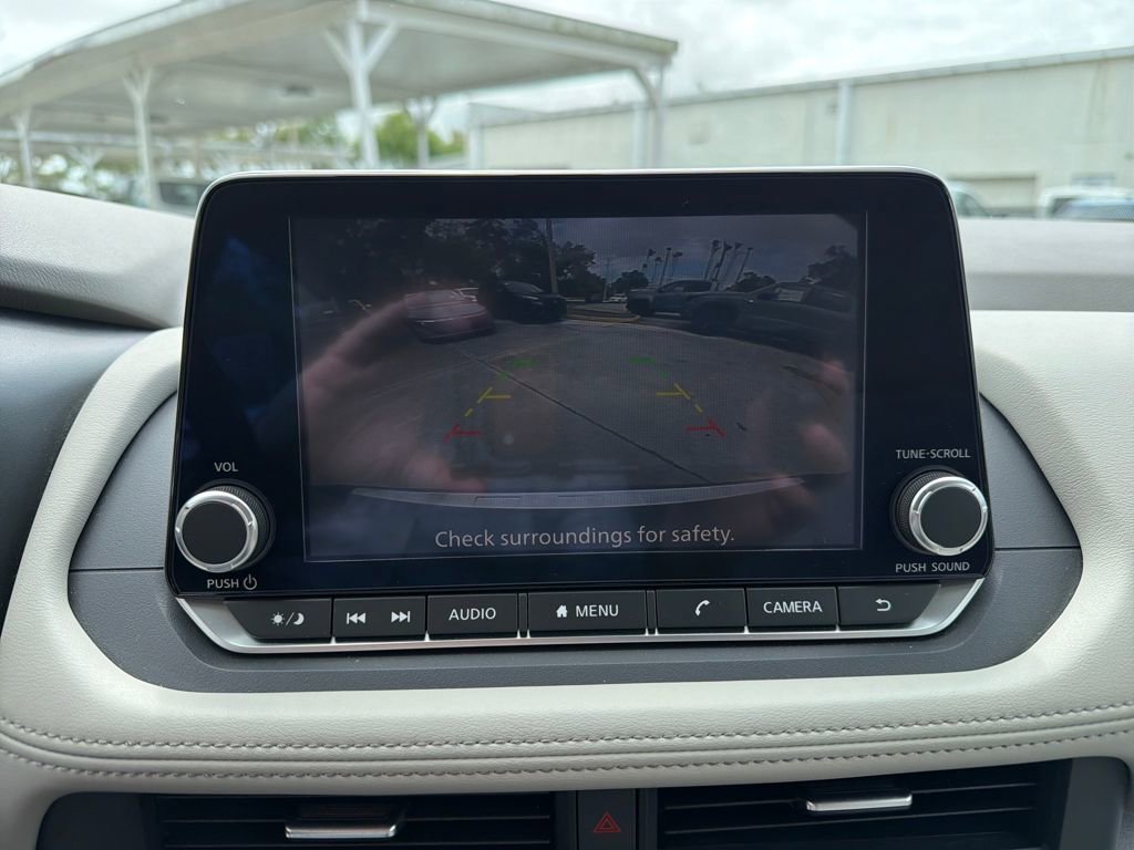Used 2023 Nissan Rogue SV FWD image 28
