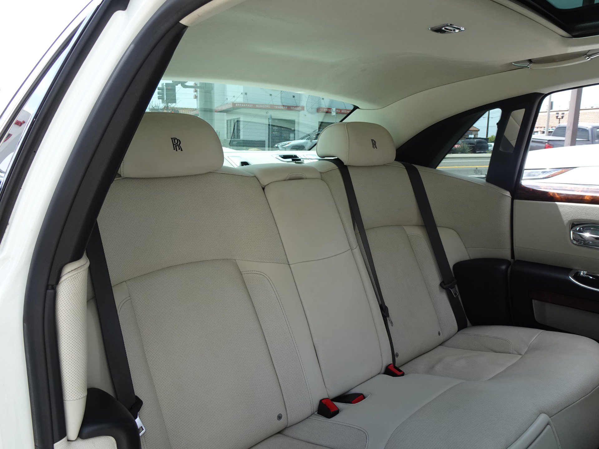 Used 2012 Rolls-Royce Ghost RWD image 17