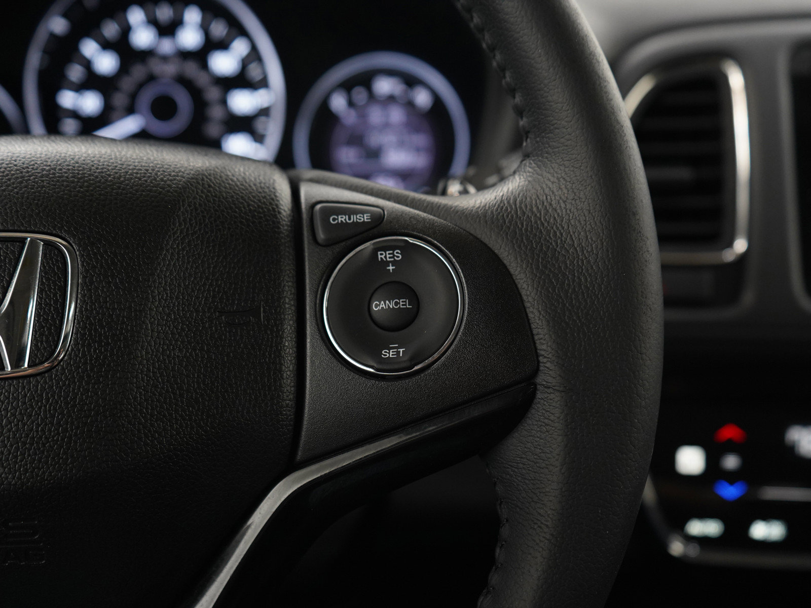 Used 2016 Honda HR-V EX-L image 27