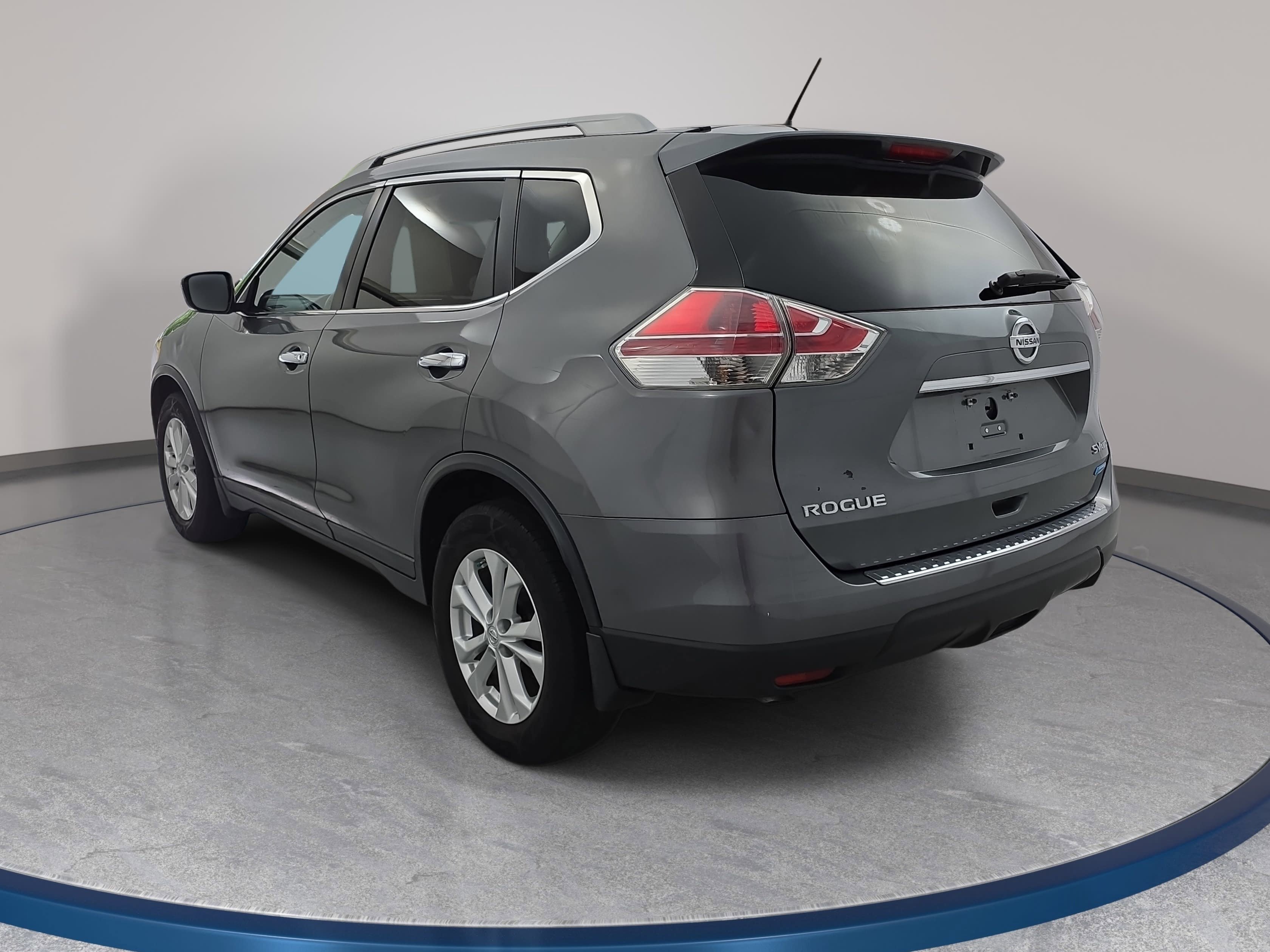 Used 2014 Nissan Rogue SV AWD/4WD image 7