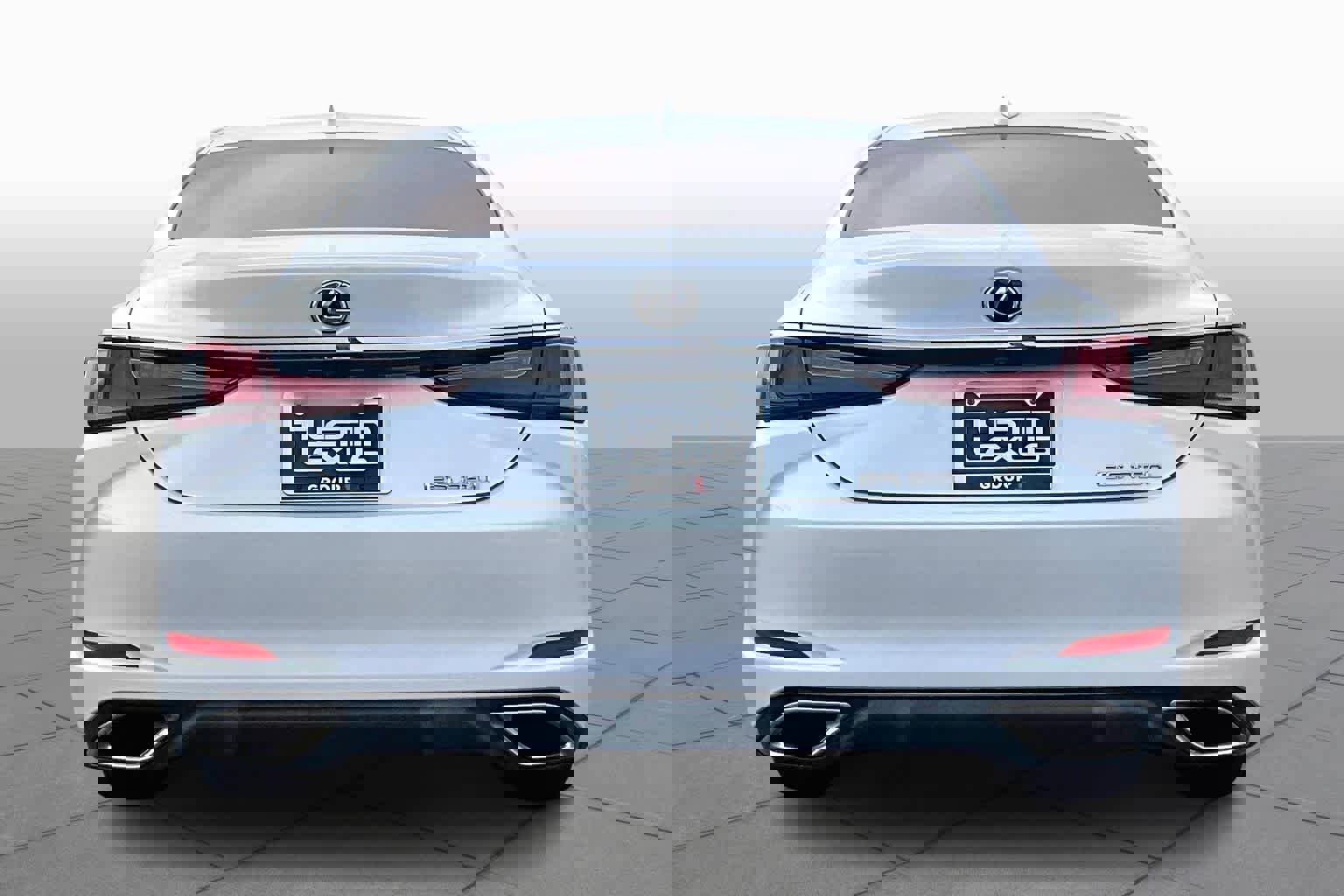 Used 2019 Lexus ES 350 w/ Accessory Package 2 image 4