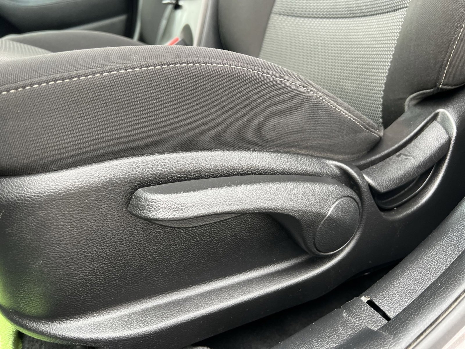 Used 2017 Kia Forte LX image 13